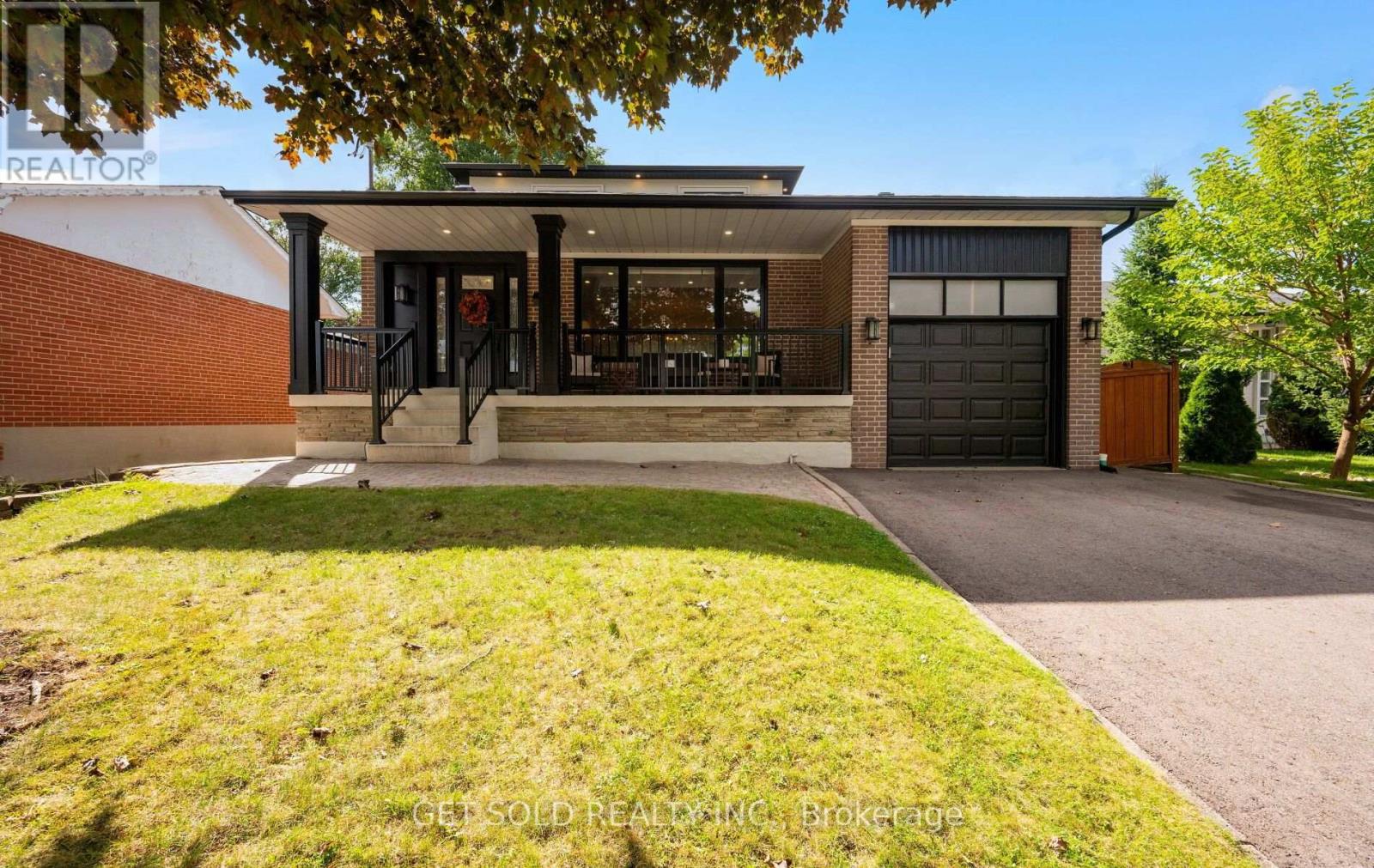 8 Hackmore Avenue Property Photo 44