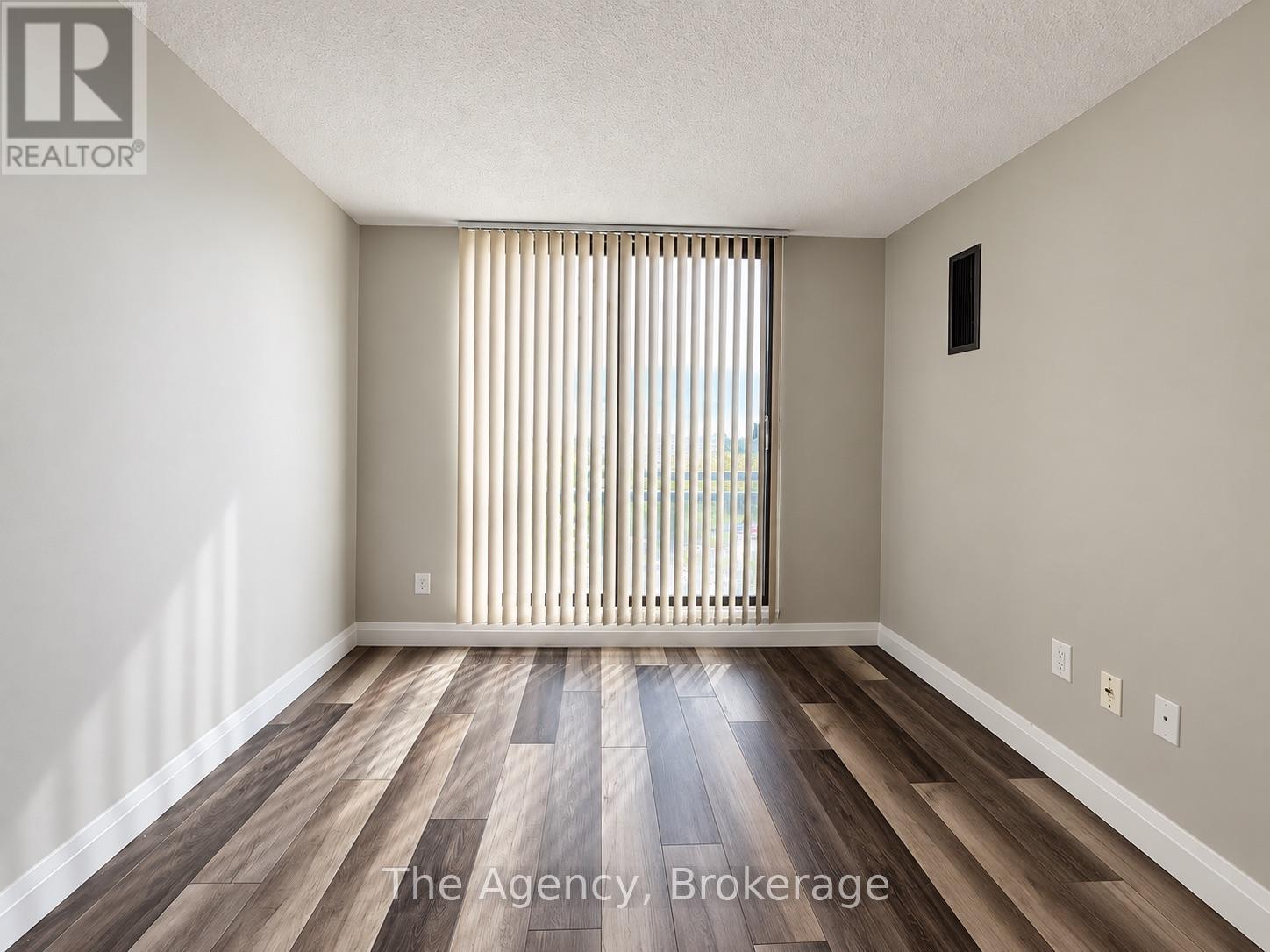 812 - 2200 Sherobee Road Property Photo 14