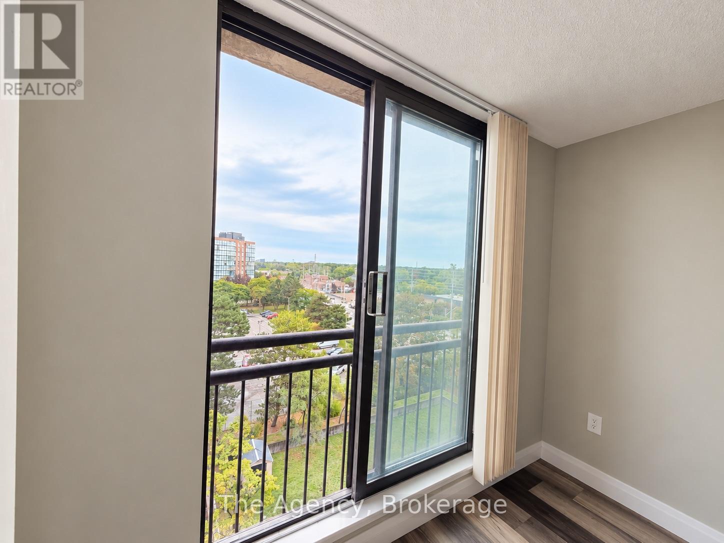 812 - 2200 Sherobee Road Property Photo 15