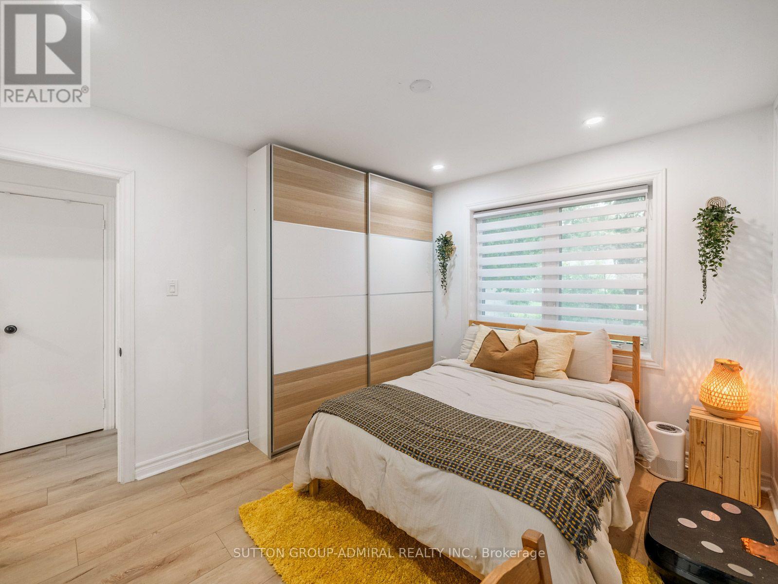 65 Woodbury Road Property Photo 18