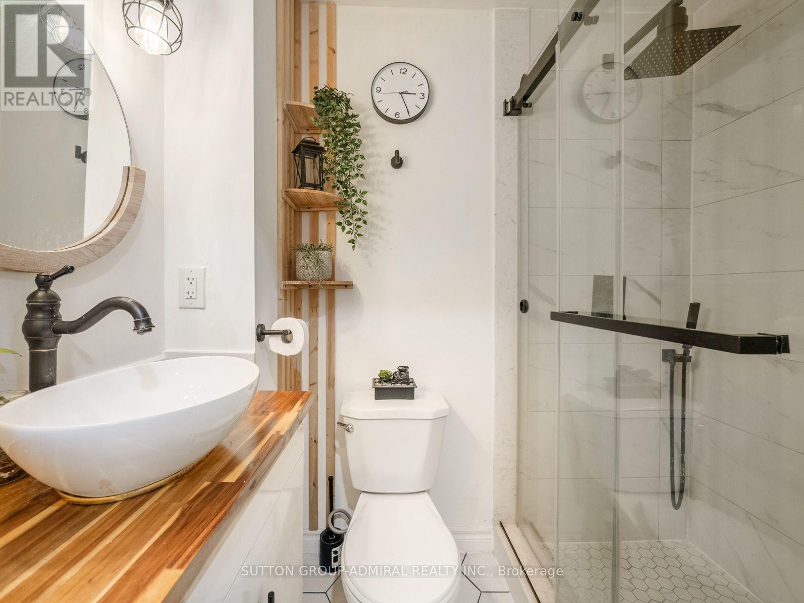 65 Woodbury Road Property Photo 19