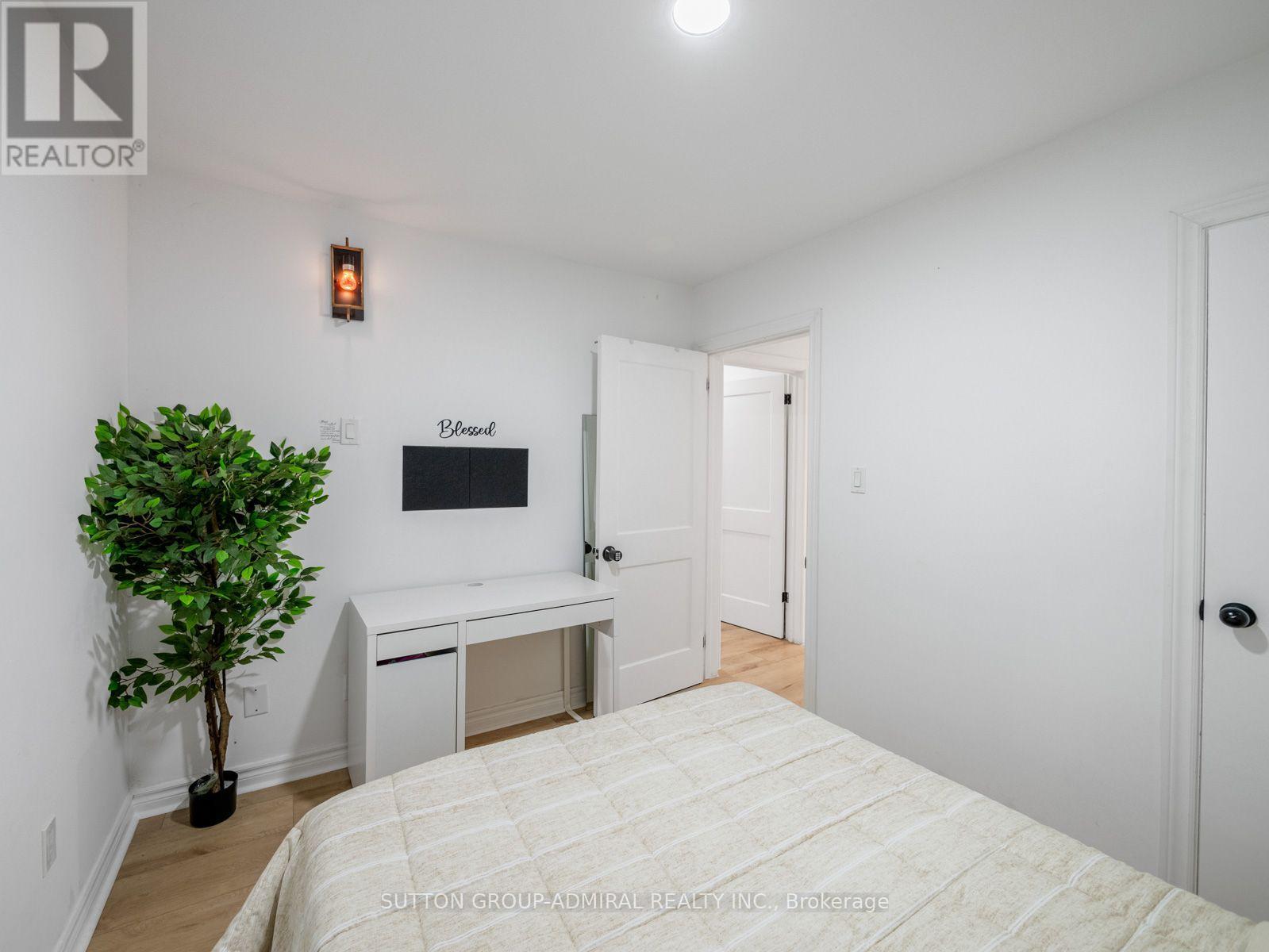 65 Woodbury Road Property Photo 21