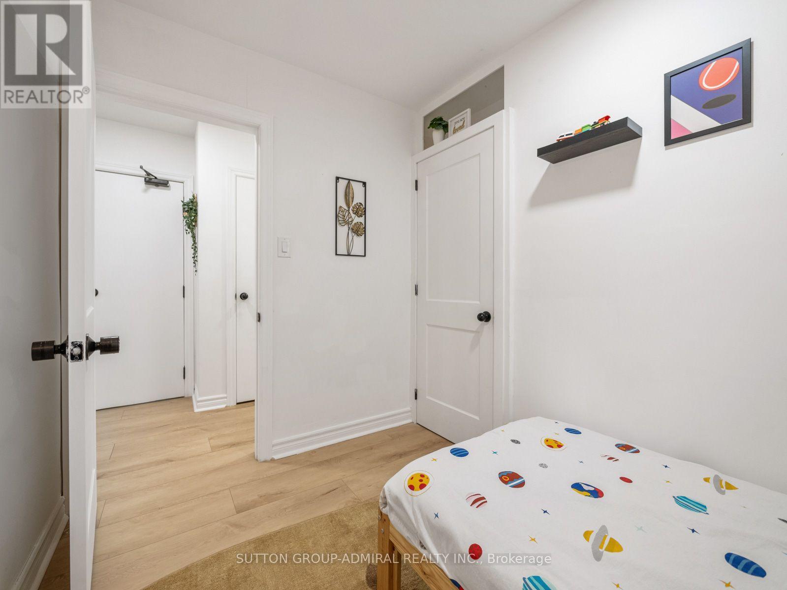 65 Woodbury Road Property Photo 24