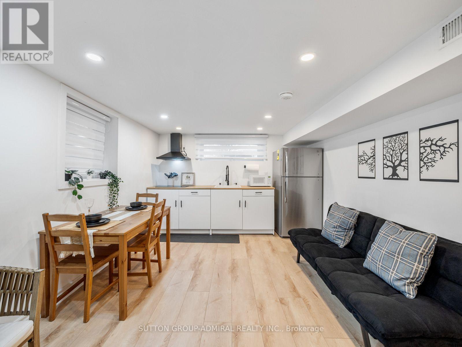 65 Woodbury Road Property Photo 28