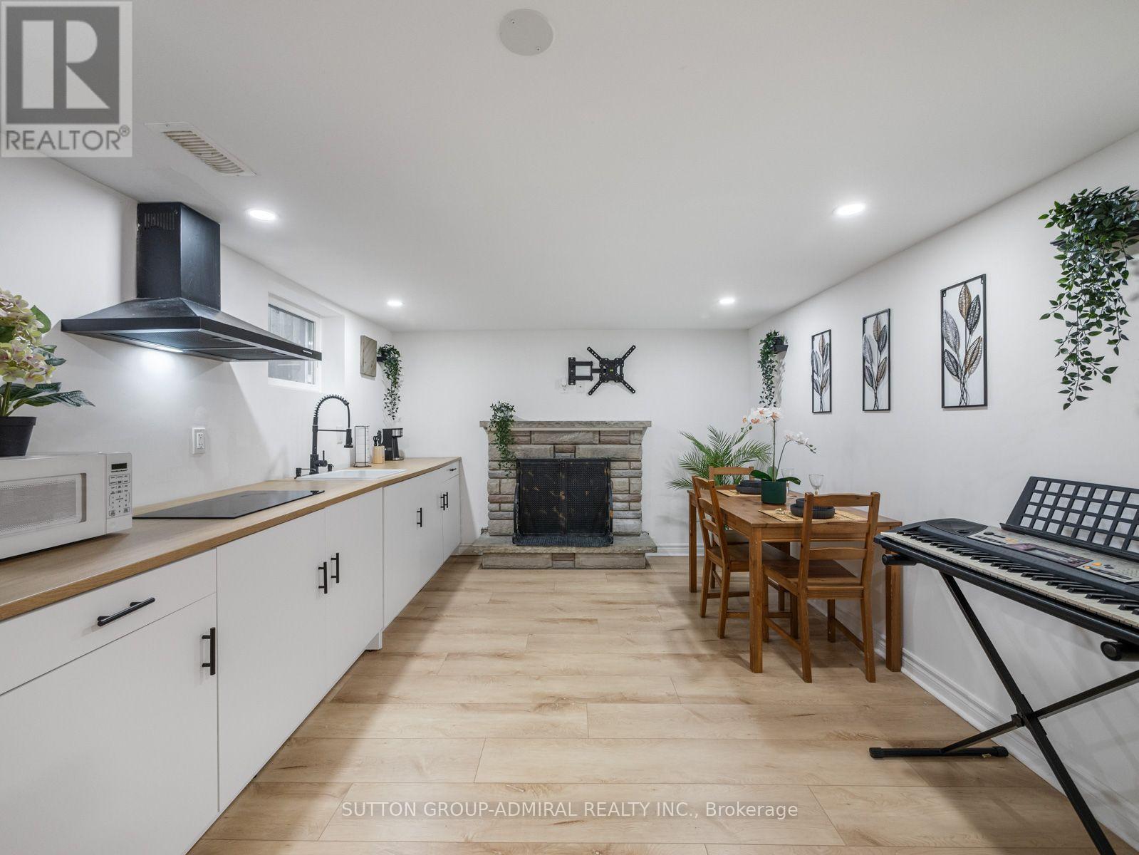65 Woodbury Road Property Photo 35