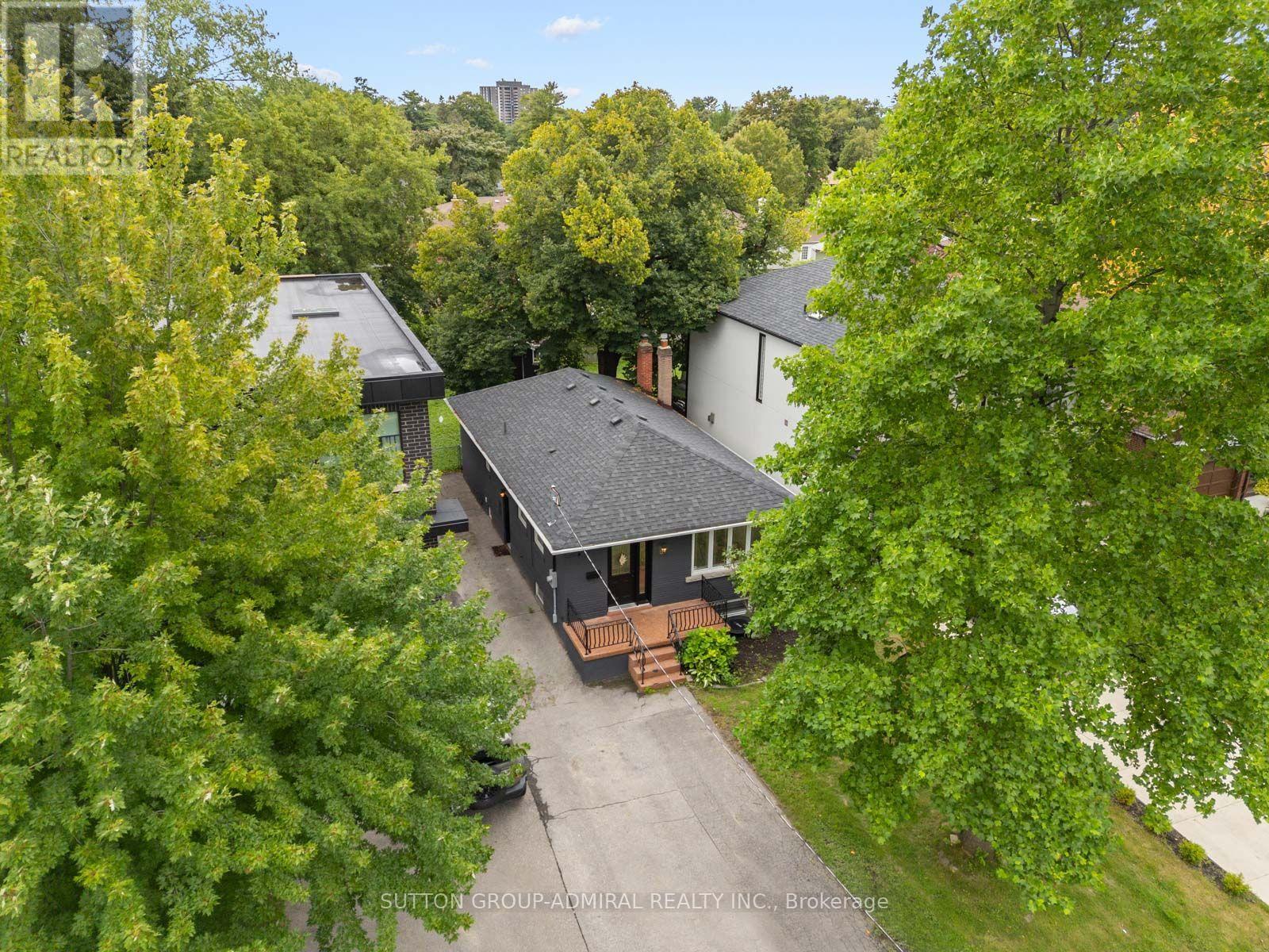65 Woodbury Road Property Photo 43