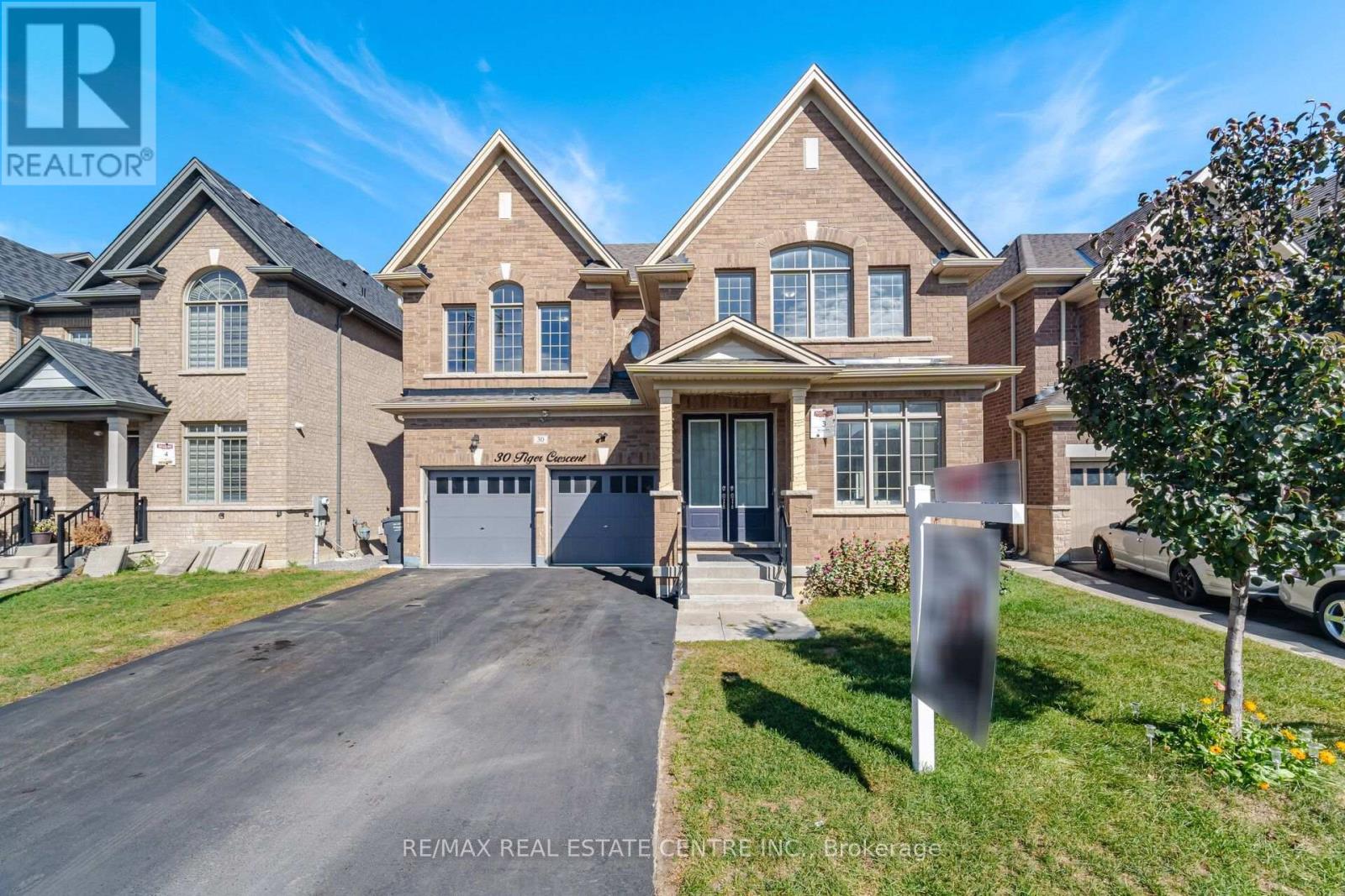 30 Tiger Crescent Property Photo 1