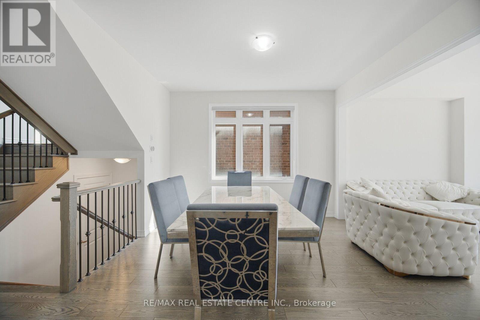 30 Tiger Crescent Property Photo 10