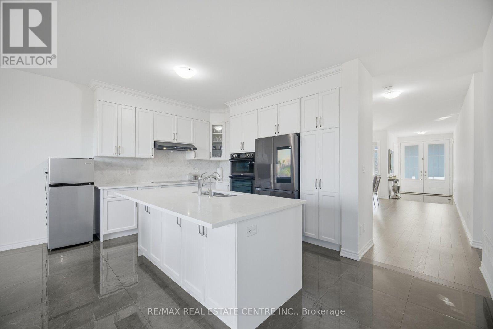 30 Tiger Crescent Property Photo 13