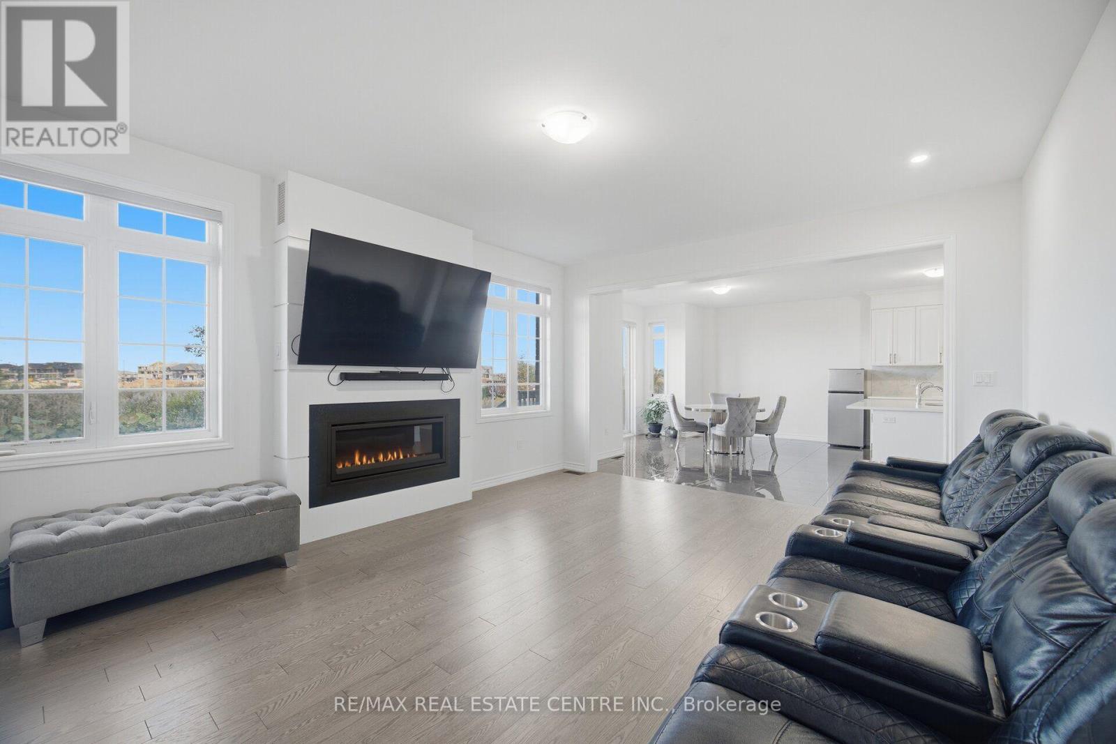 30 Tiger Crescent Property Photo 19