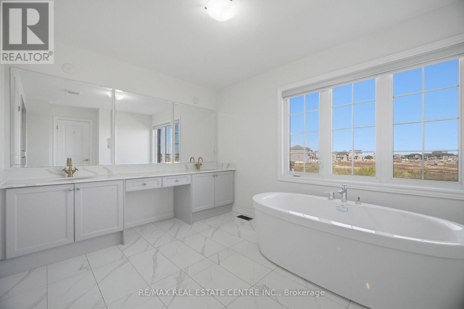 30 Tiger Crescent Property Photo 27