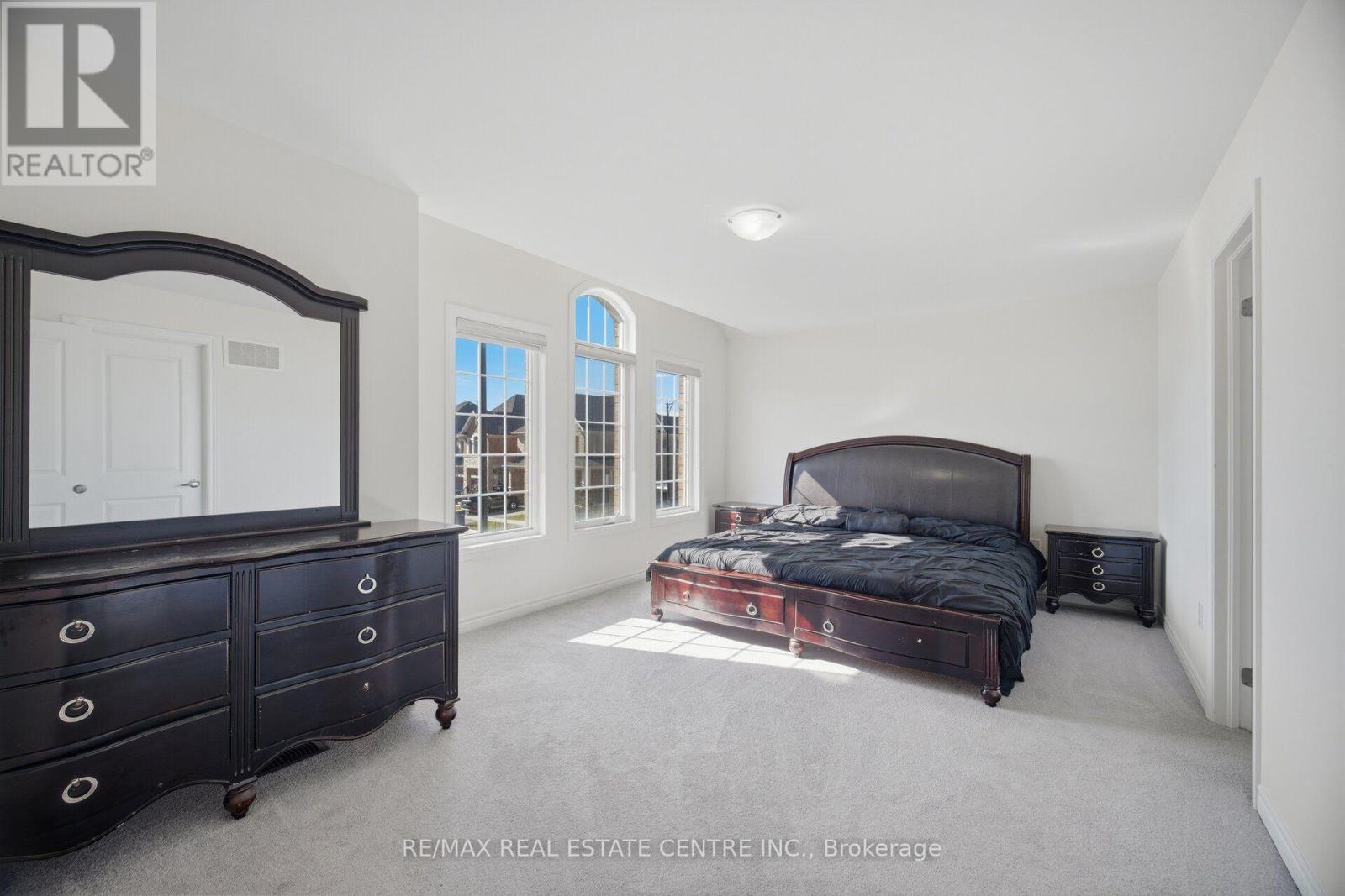 30 Tiger Crescent Property Photo 31