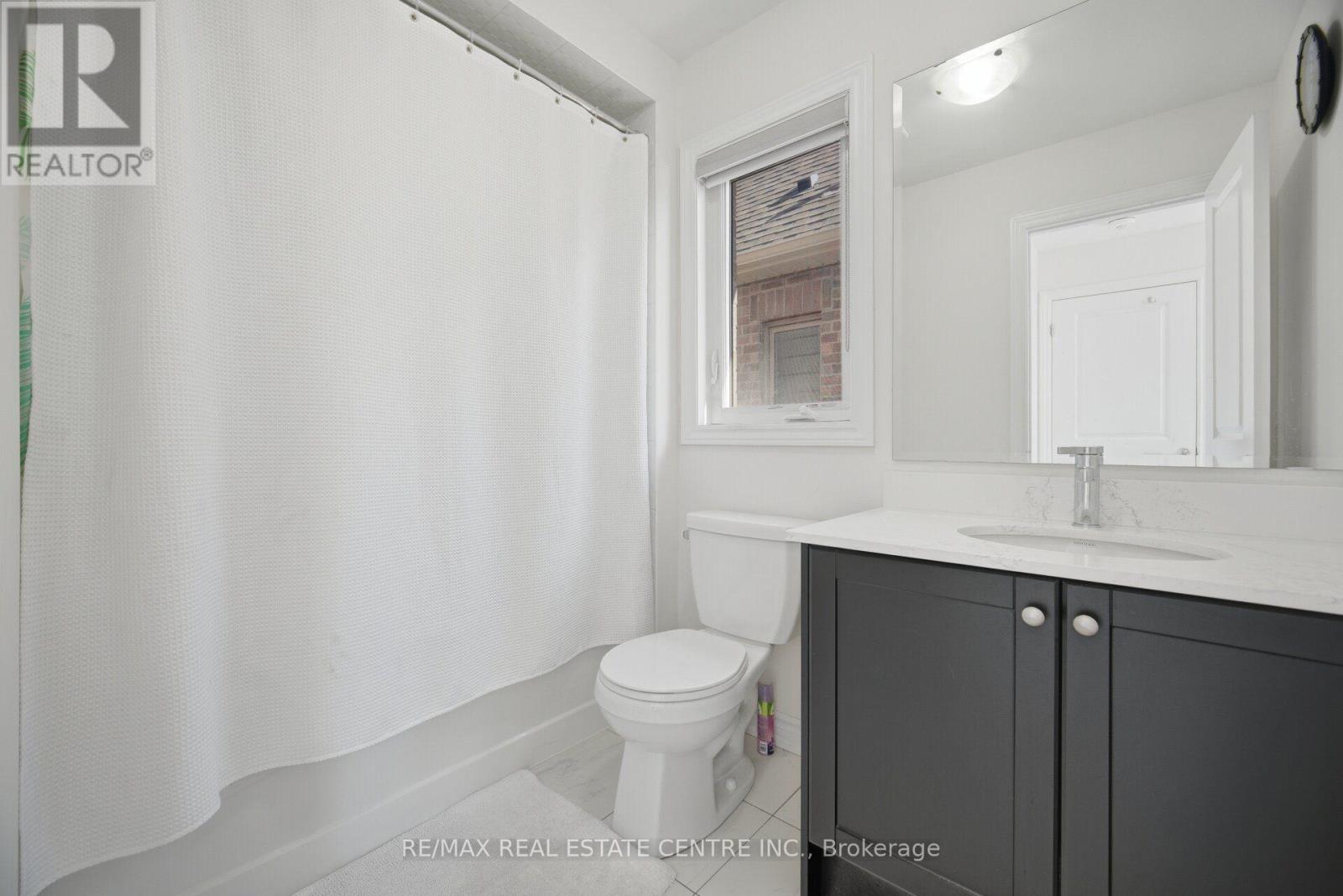 30 Tiger Crescent Property Photo 36