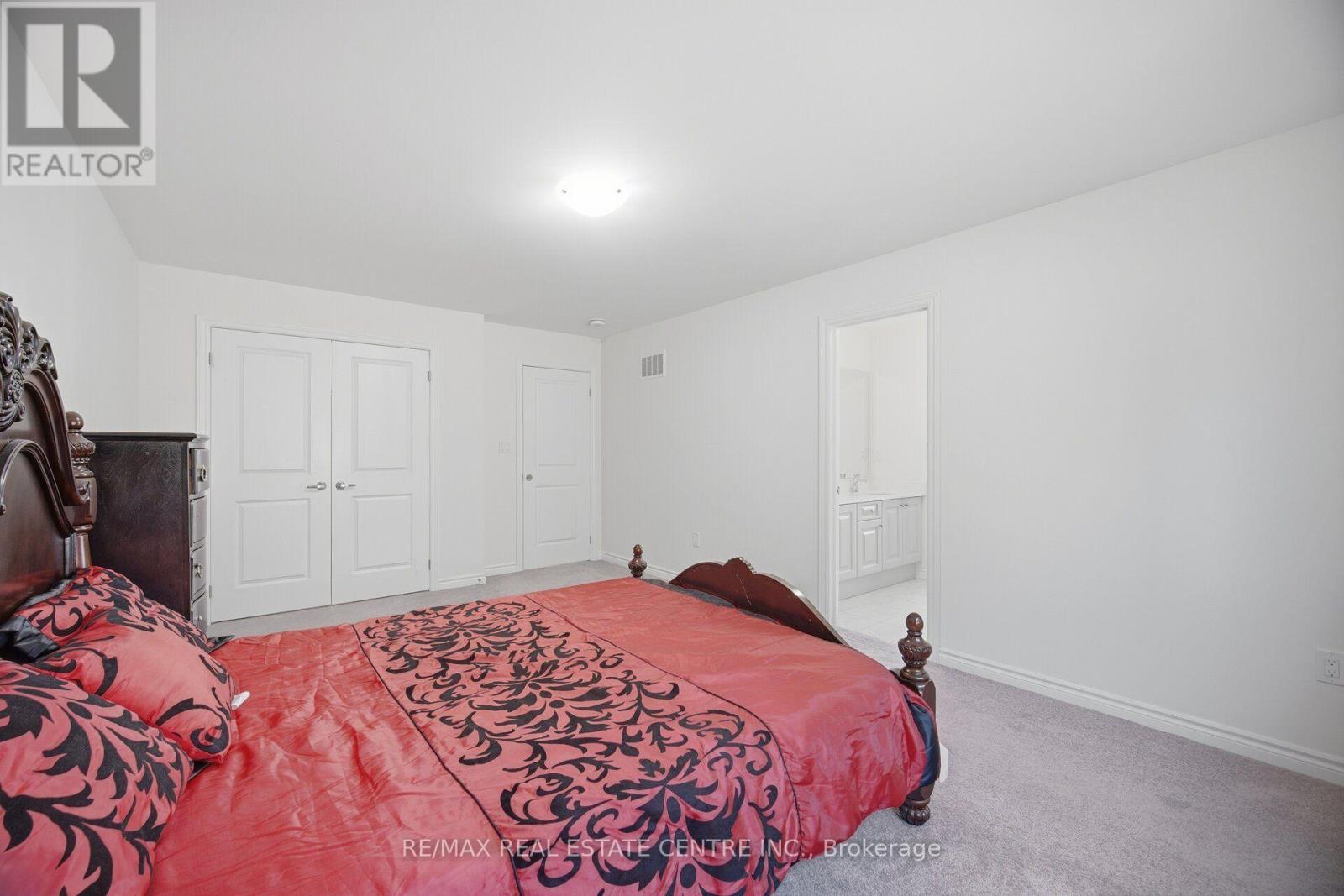 30 Tiger Crescent Property Photo 38