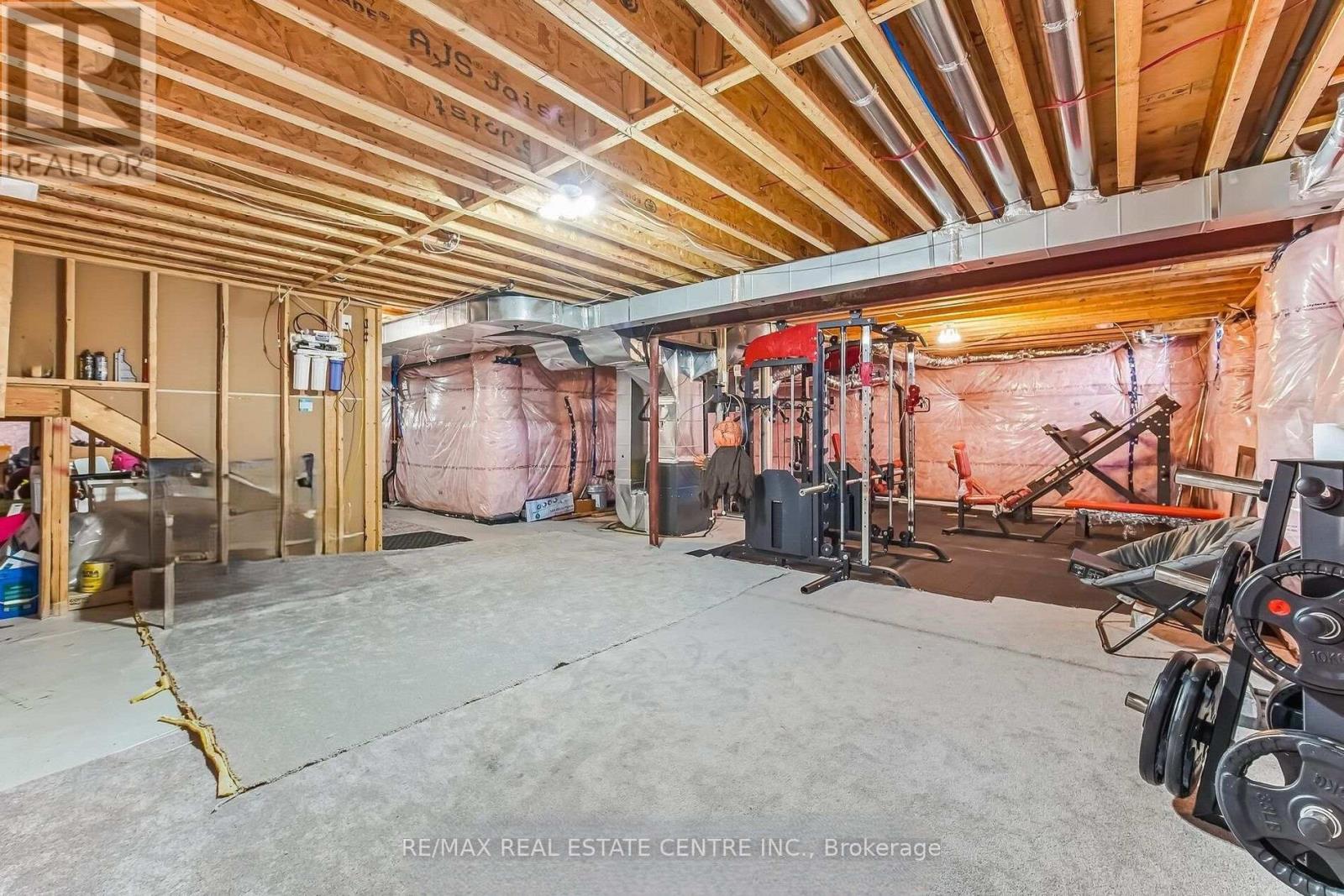 30 Tiger Crescent Property Photo 41