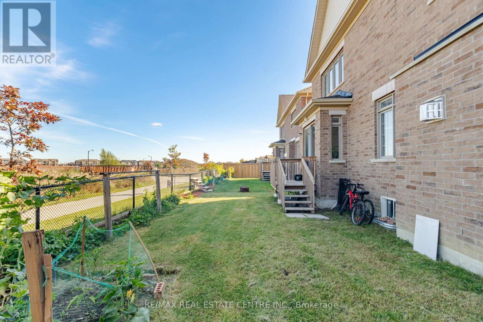 30 Tiger Crescent Property Photo 45