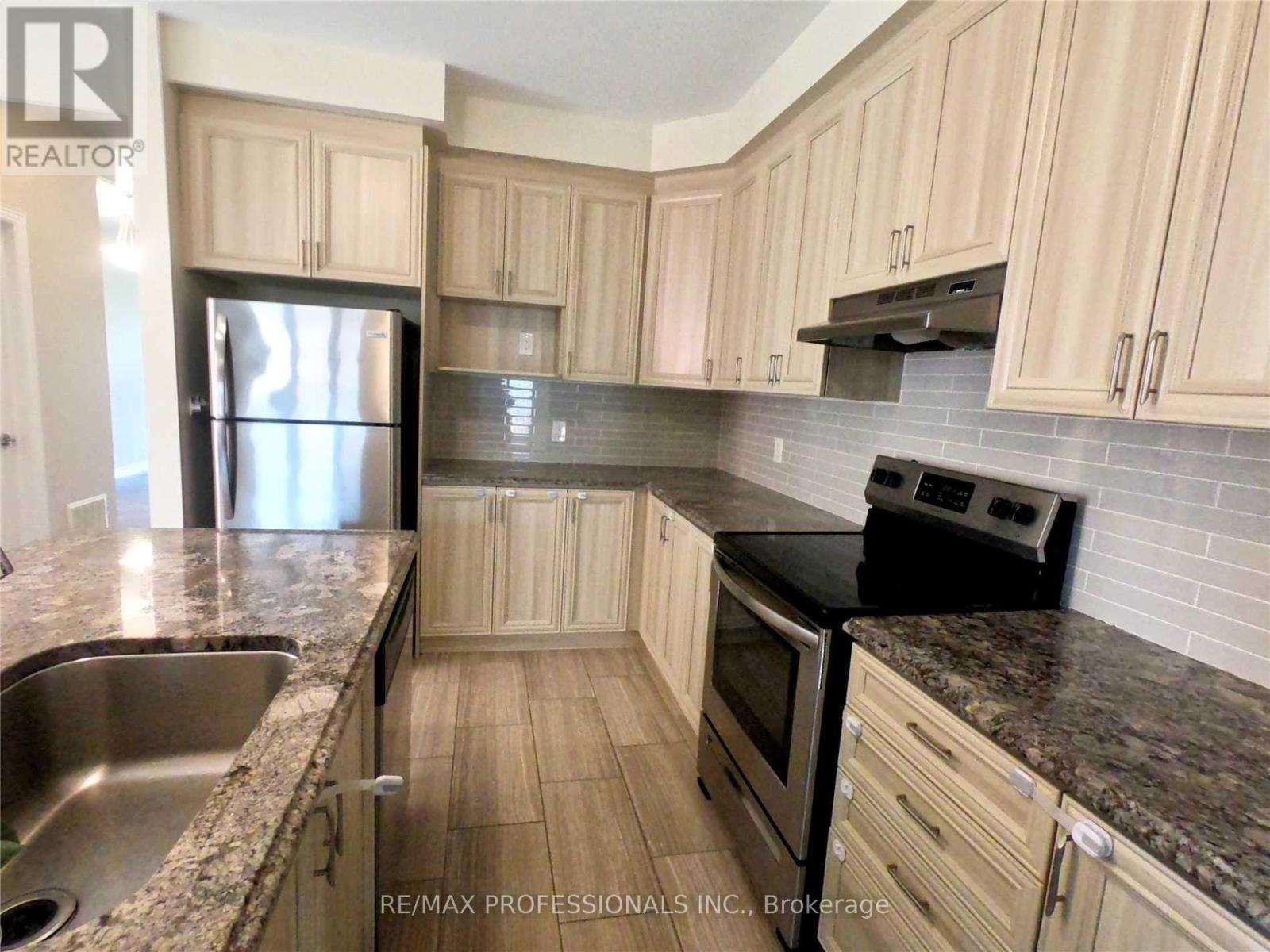 258 Inspire Boulevard Property Photo 5