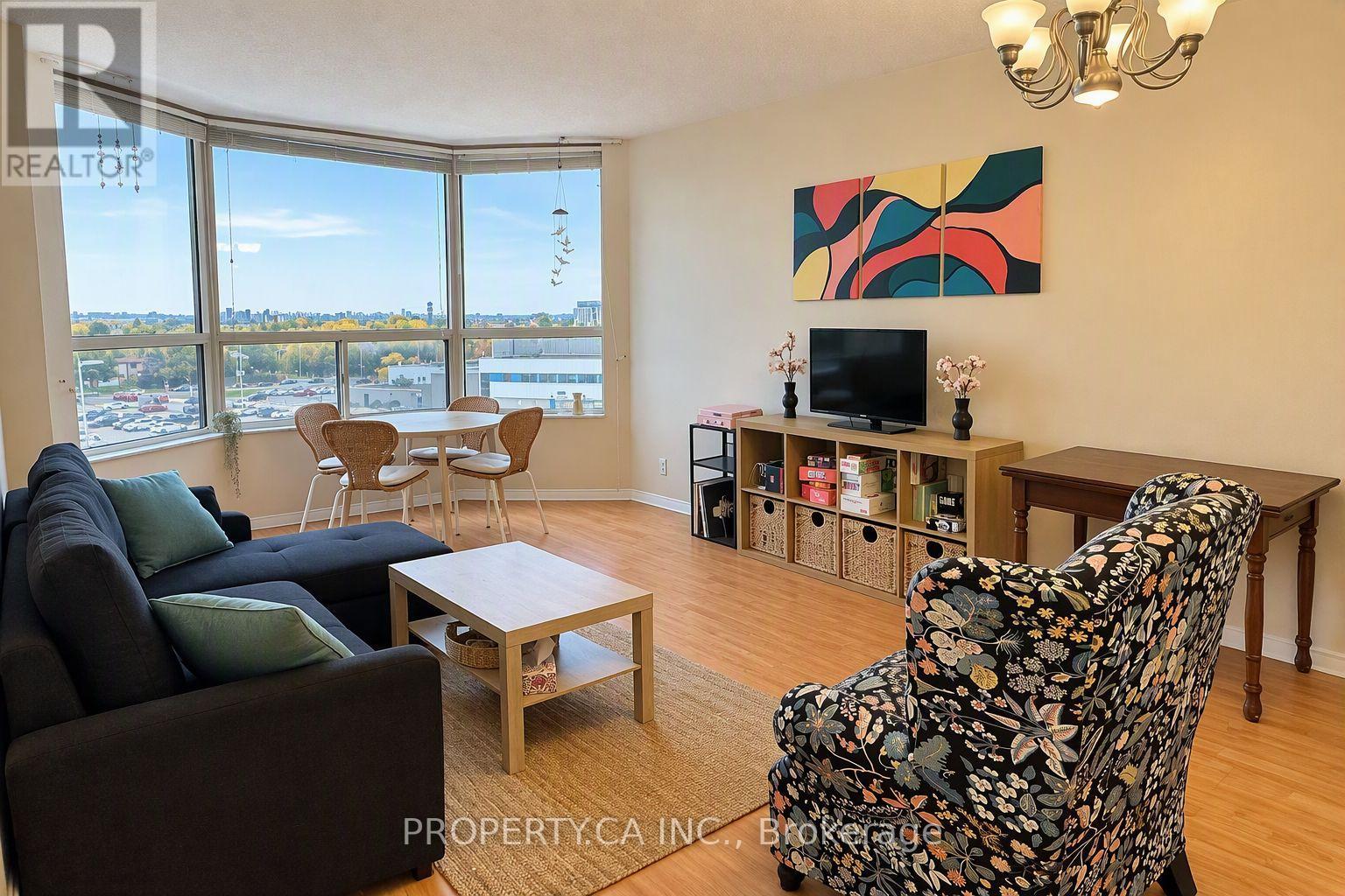 514 - 6 Humberline Drive Property Photo 3