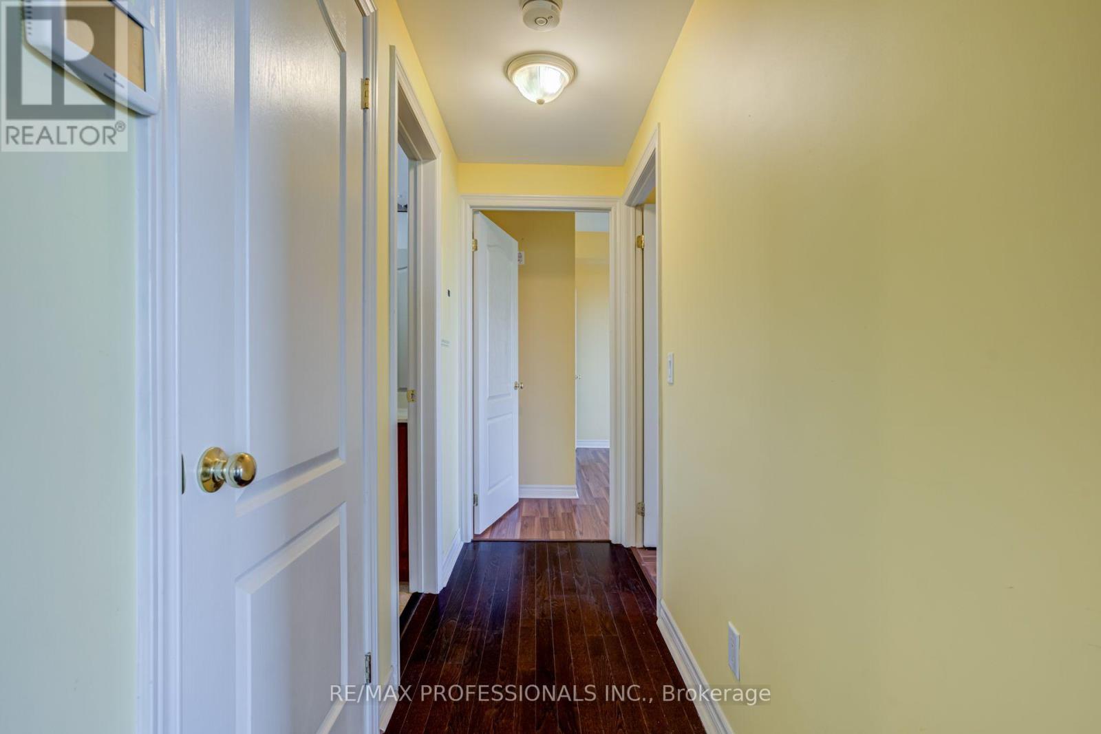 402 - 483 Faith Drive Property Photo 25