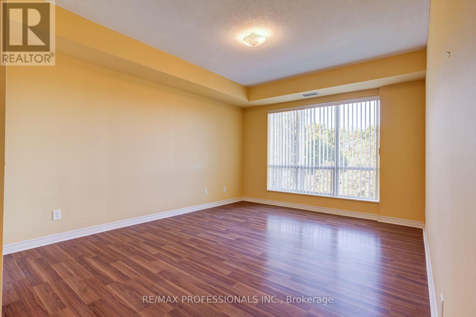 402 - 483 Faith Drive Property Photo 26