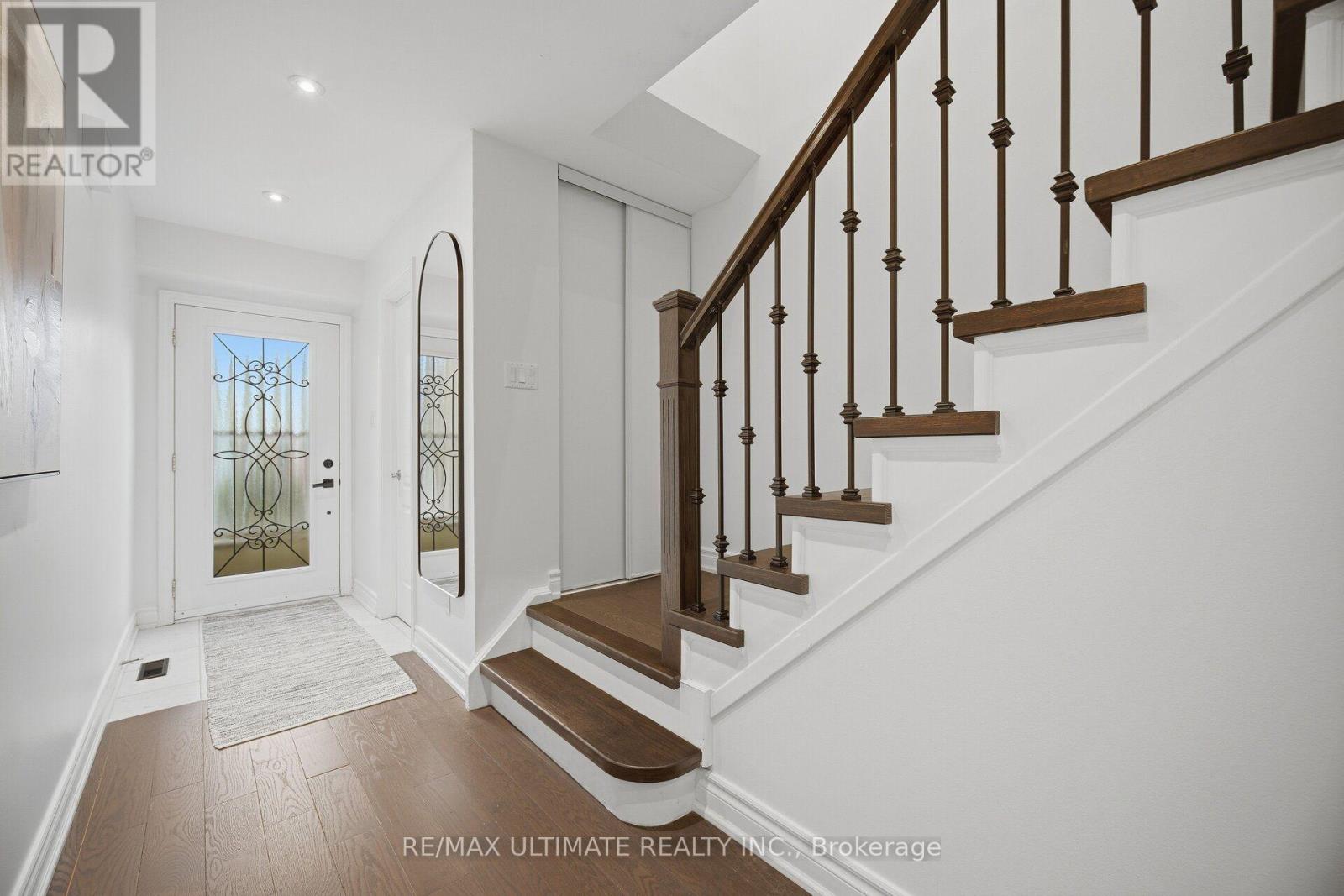 63 - 2120 Rathburn Road E Property Photo 10