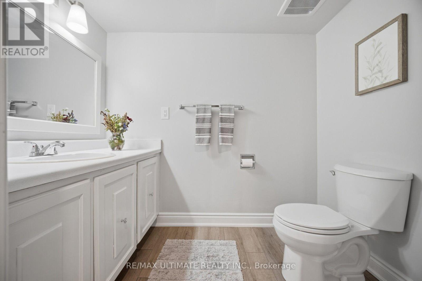 63 - 2120 Rathburn Road E Property Photo 18