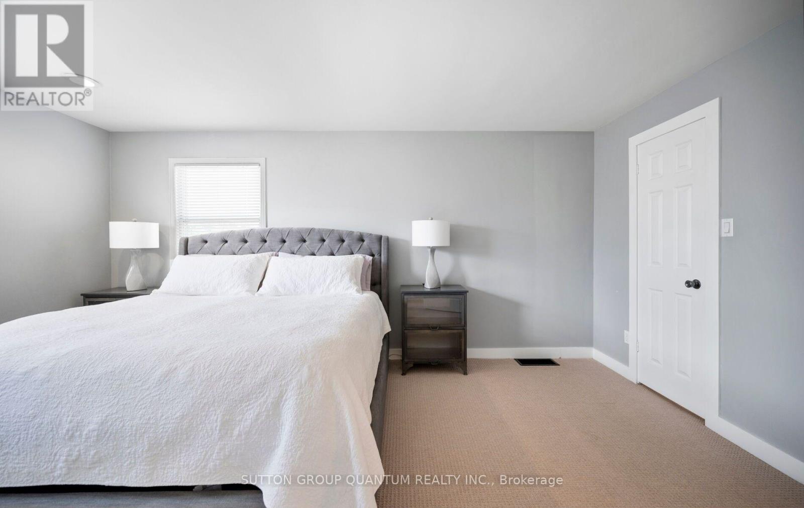 4071 Wheelwright Crescent Property Photo 18