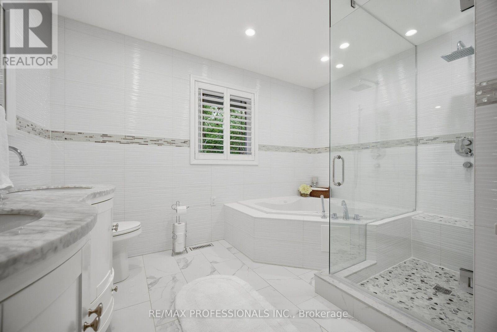 4 Mcfadden Drive Property Photo 27
