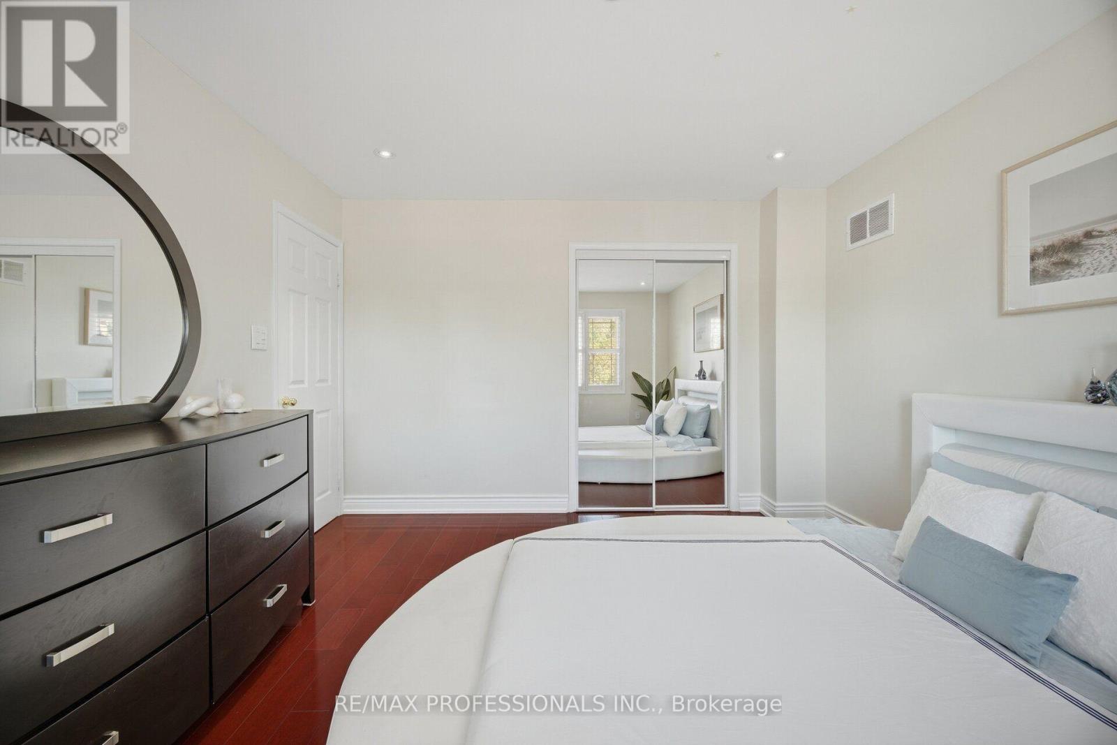4 Mcfadden Drive Property Photo 31