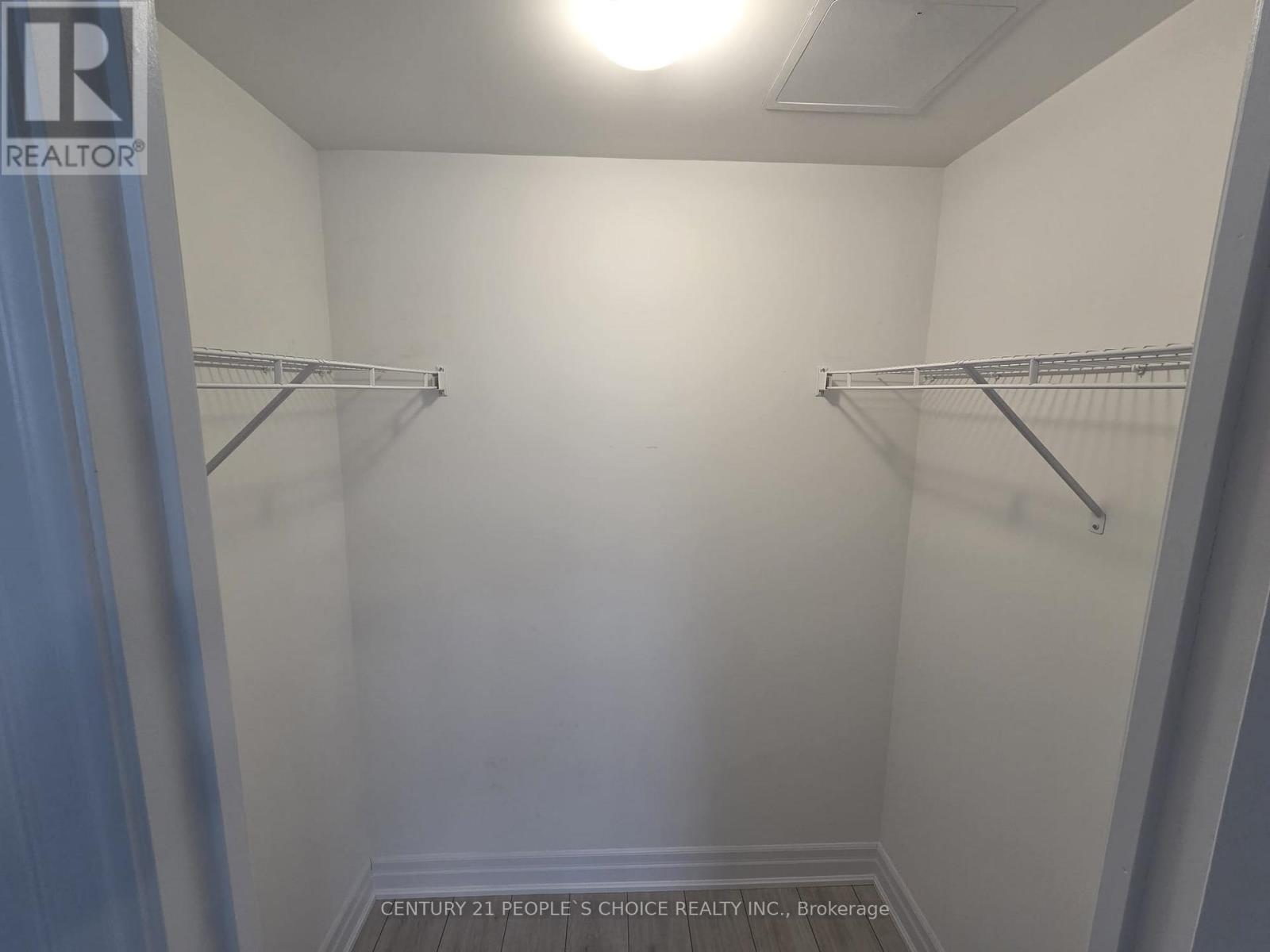 1102 - 30 Elm Drive W Property Photo 18