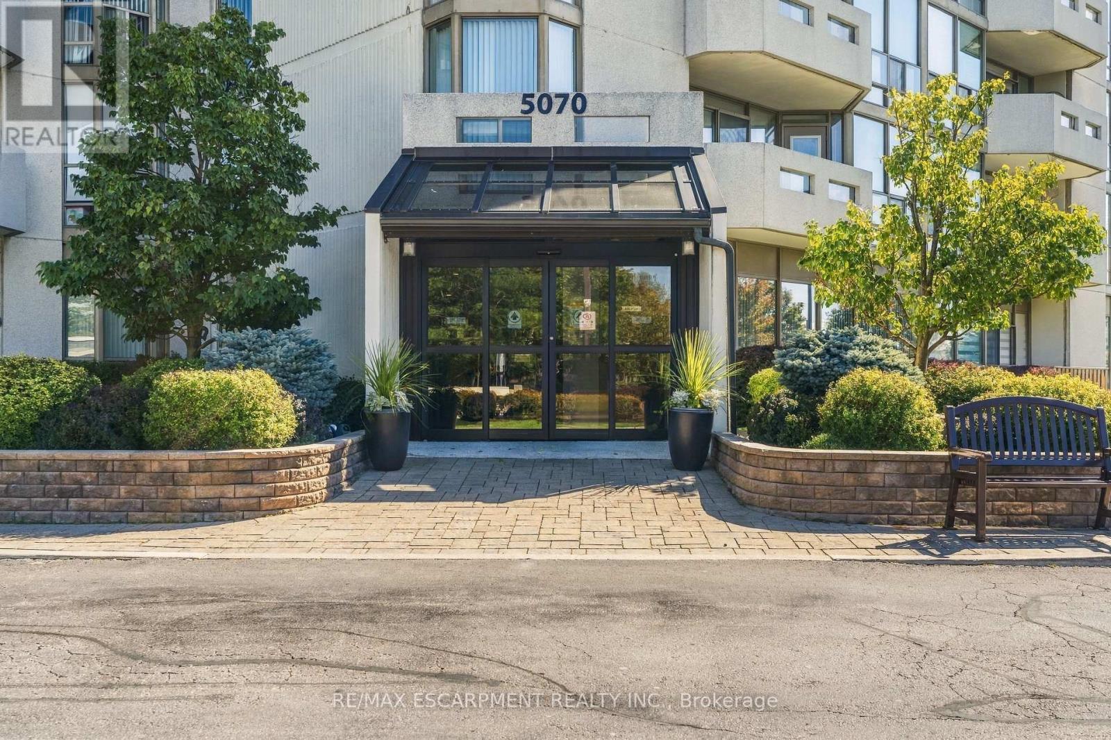 302 - 5070 PINEDALE AVENUE Property Photo 1