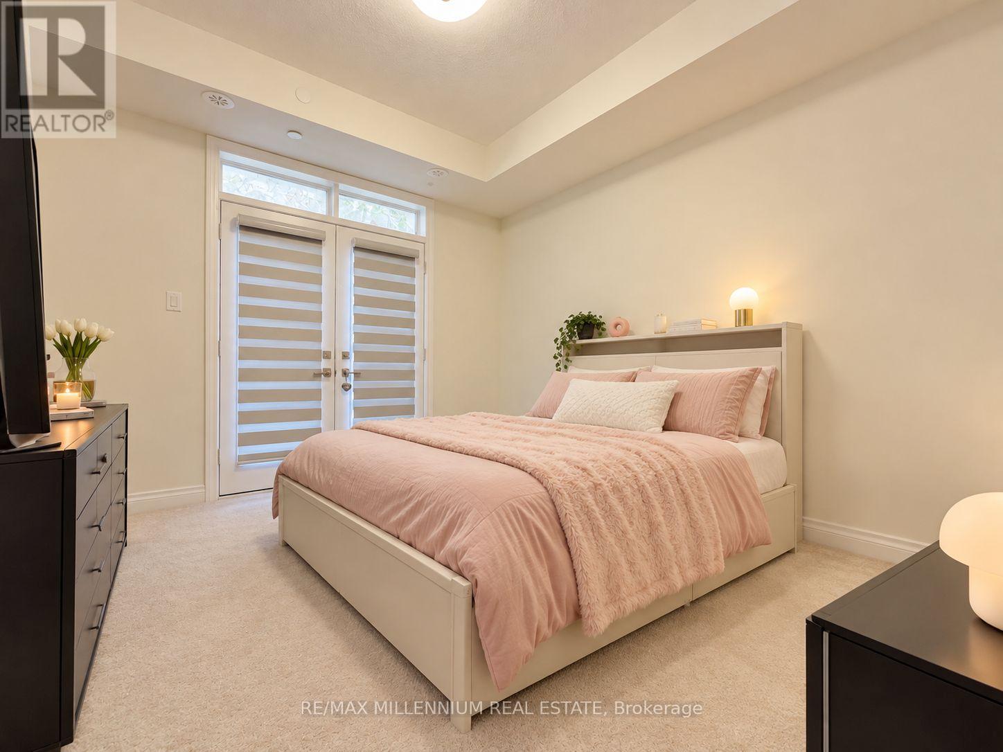 21 - 45 Fieldridge Crescent Property Photo 14