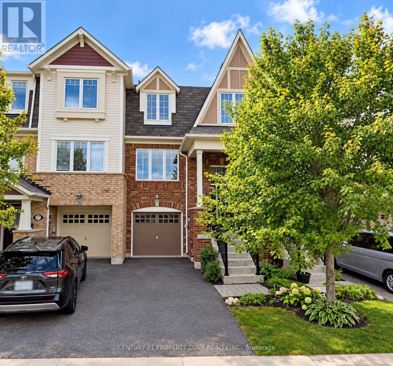 19 SIGNATURE LANE Property Photo 1