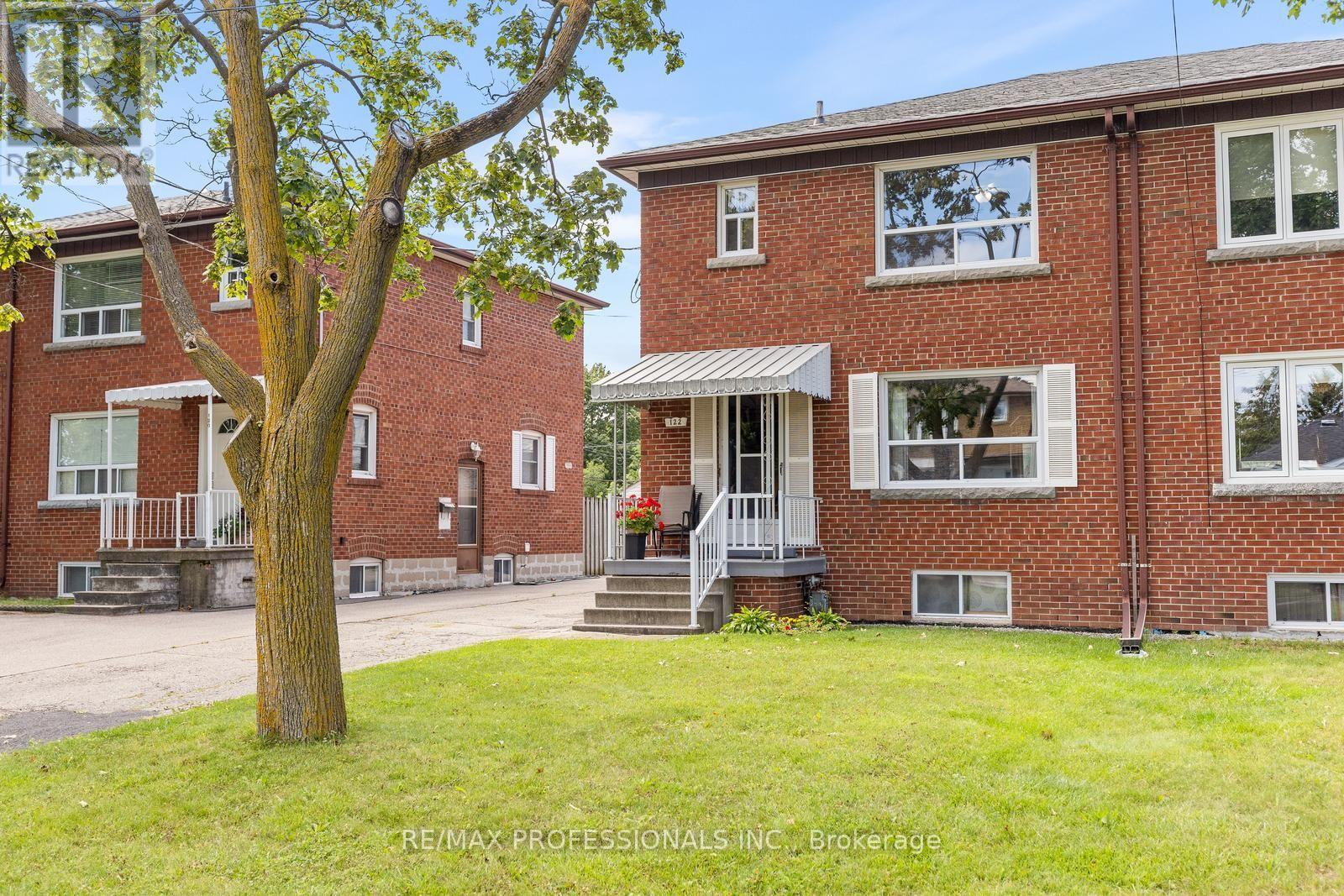122 Treeview Drive Property Photo 2