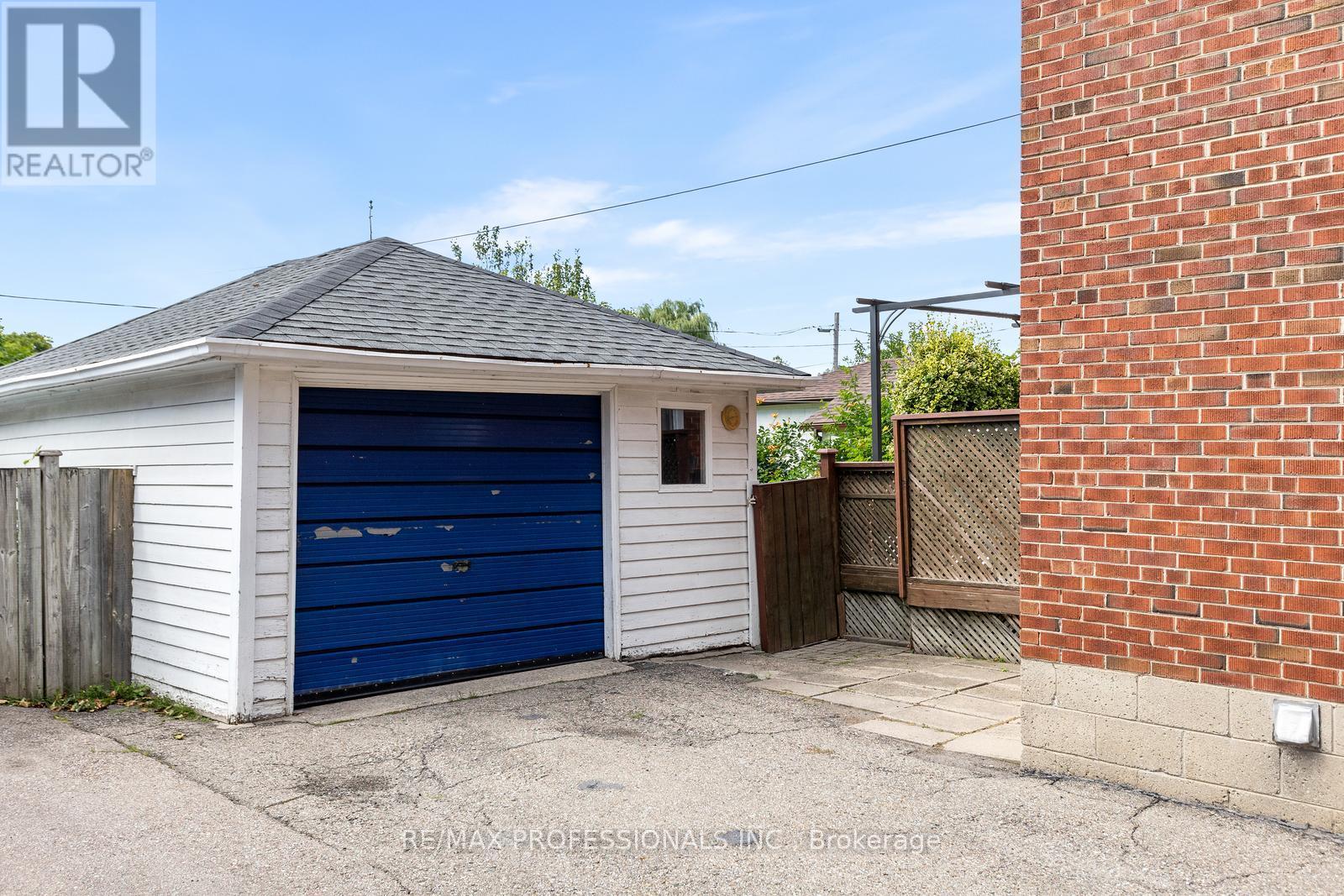 122 Treeview Drive Property Photo 30
