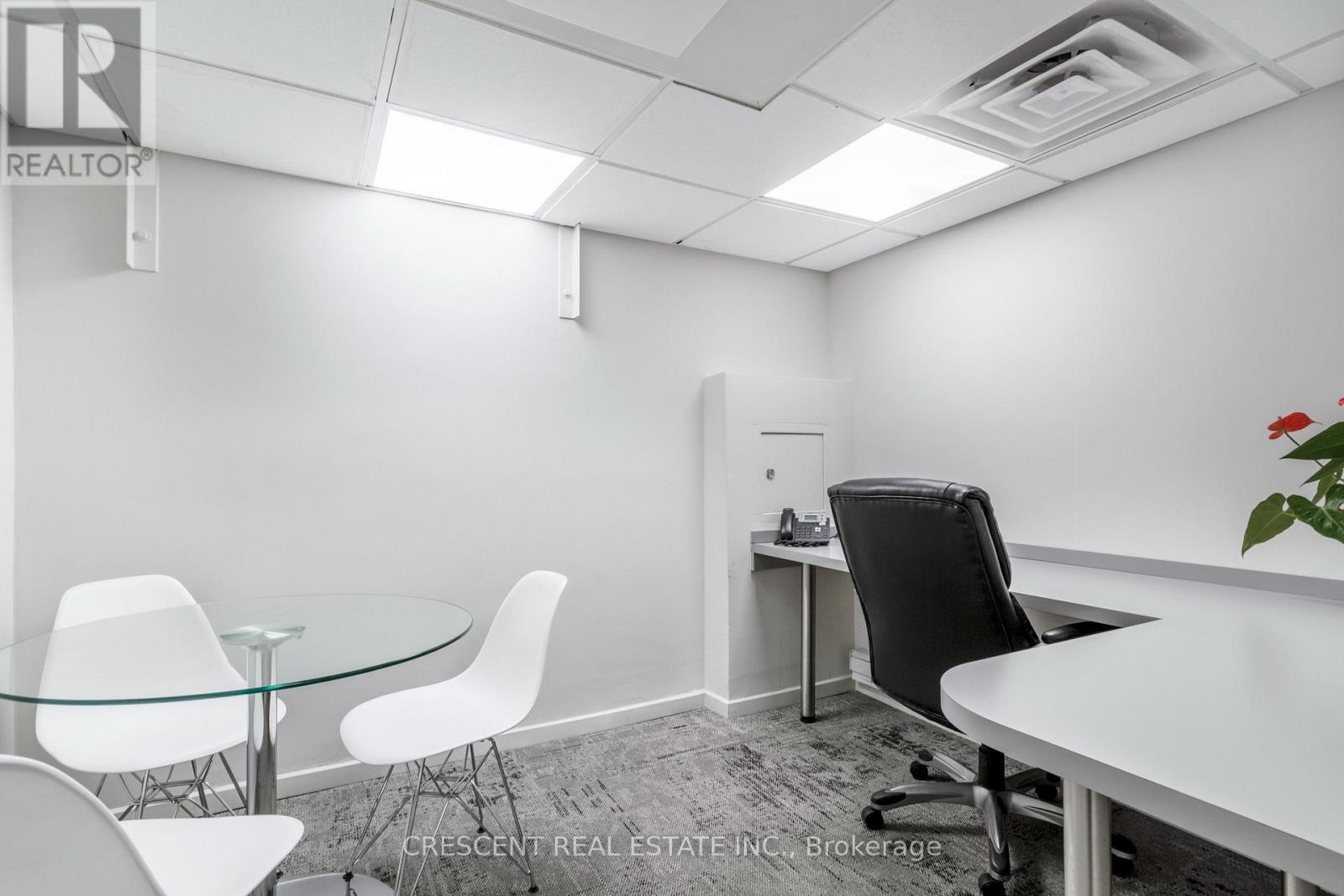 Private Office - 347 Jane Street Property Photo 6
