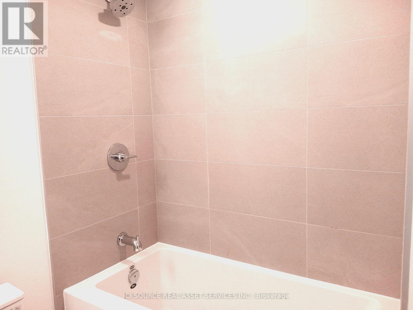 525 - 1381 Lakeshore Road E Property Photo 16