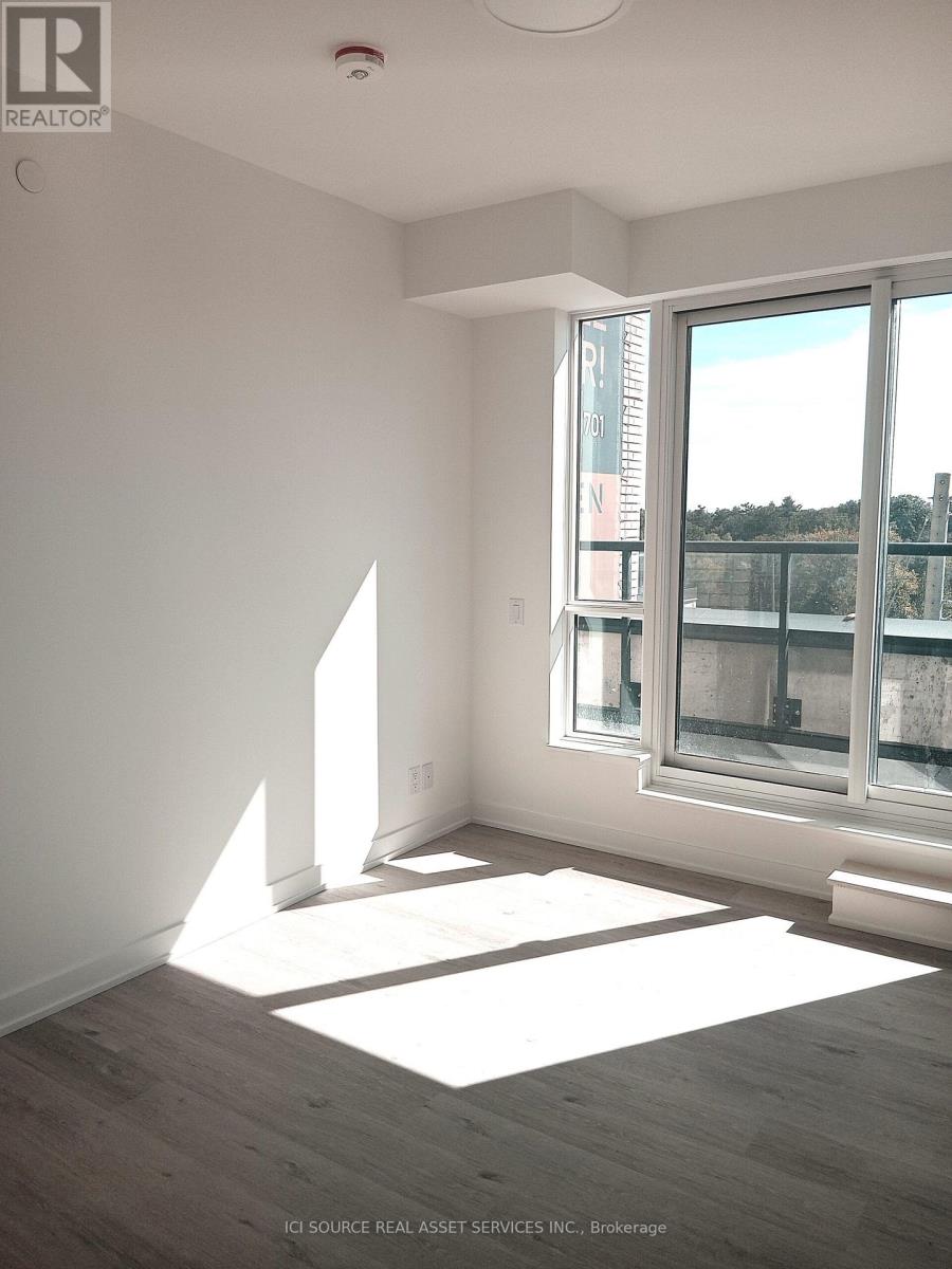 525 - 1381 Lakeshore Road E Property Photo 17