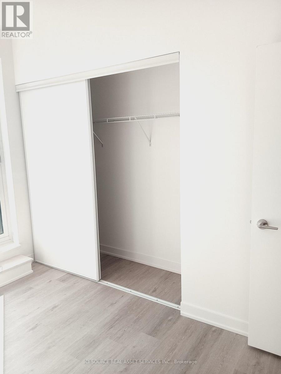 525 - 1381 Lakeshore Road E Property Photo 18