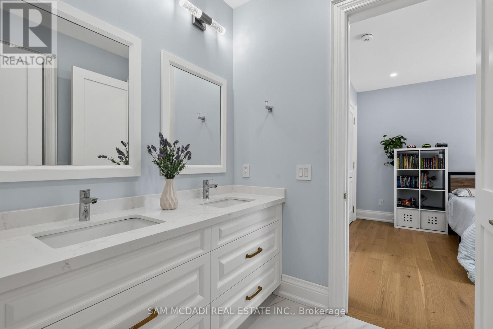 403 Willis Drive Property Photo 23