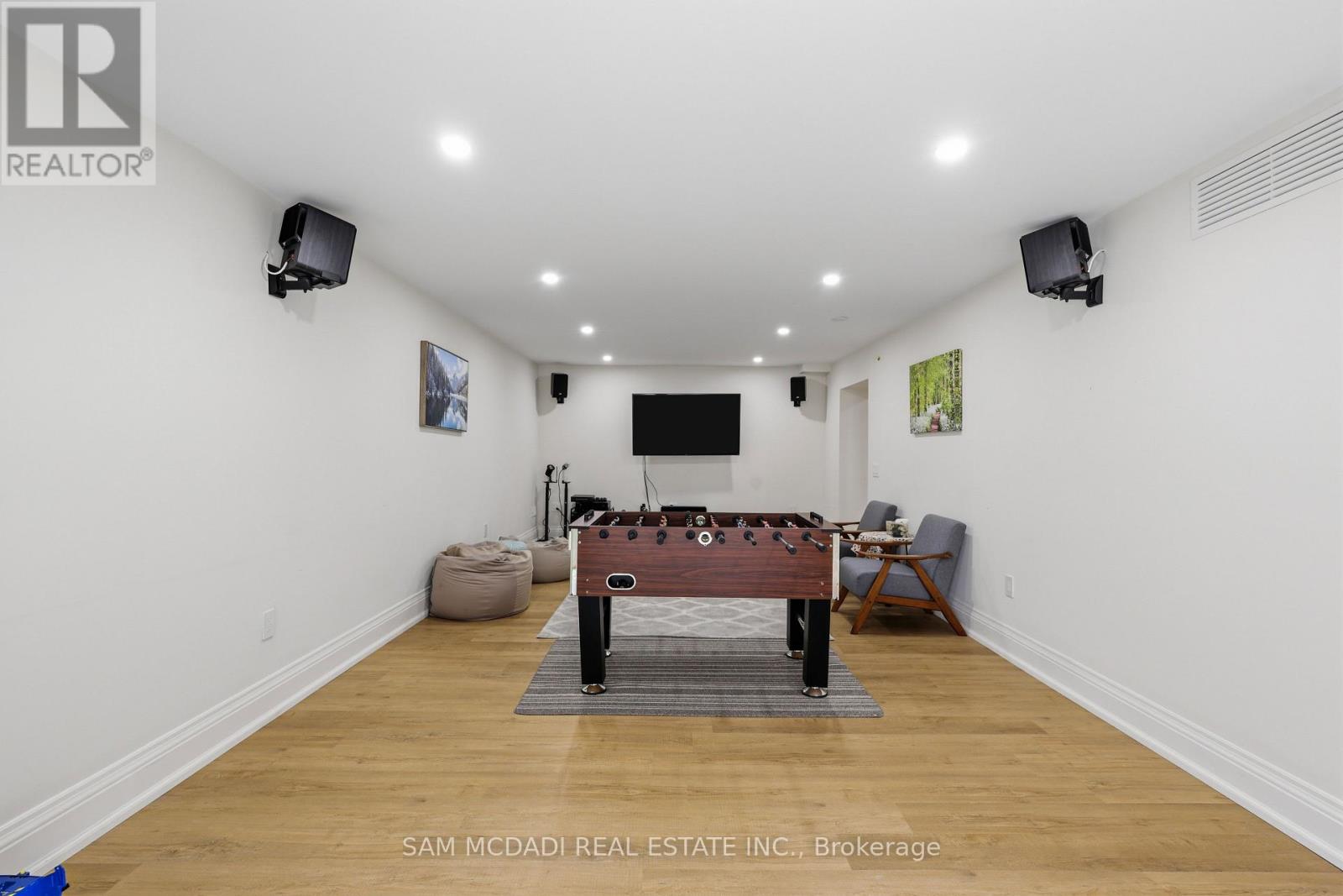 403 Willis Drive Property Photo 31