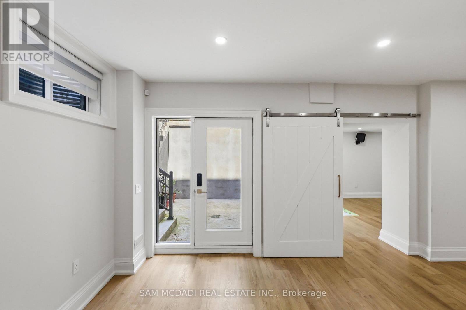 403 Willis Drive Property Photo 34
