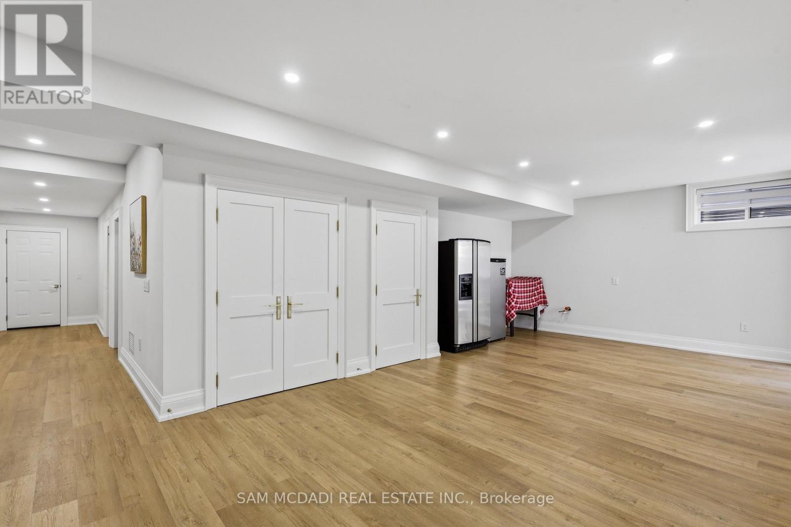 403 Willis Drive Property Photo 36