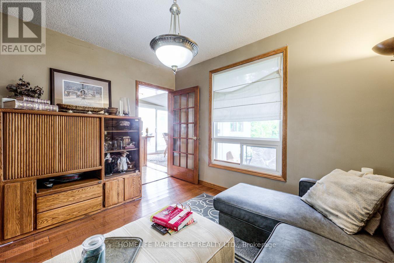 7820 5 Side Road Property Photo 12
