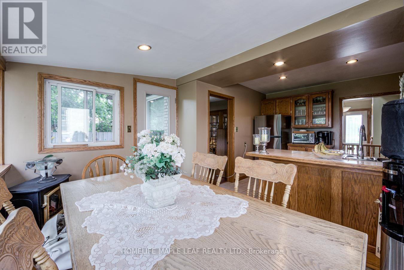 7820 5 Side Road Property Photo 17