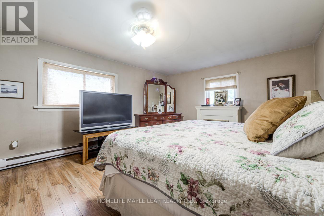 7820 5 Side Road Property Photo 19