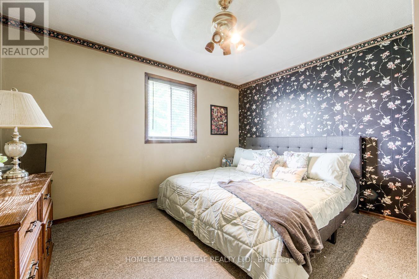 7820 5 Side Road Property Photo 24