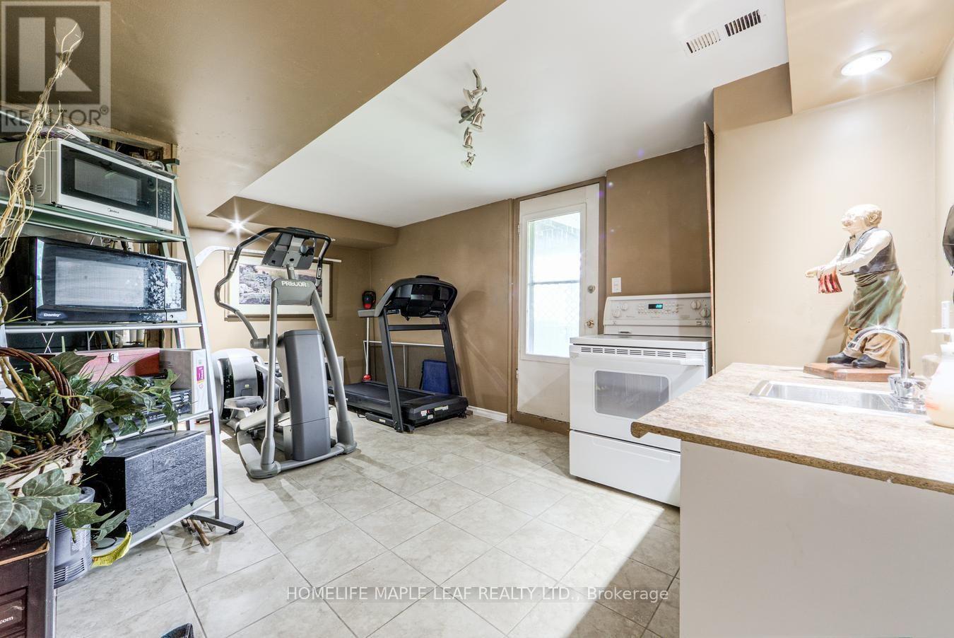 7820 5 Side Road Property Photo 32