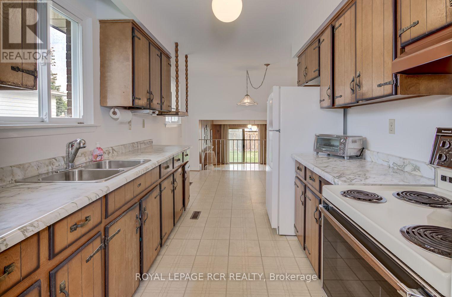 115 Meadowvale Court Property Photo 11