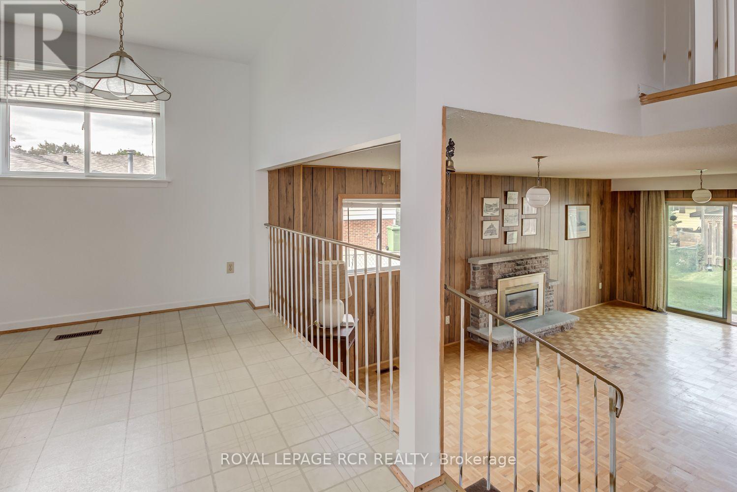 115 Meadowvale Court Property Photo 14